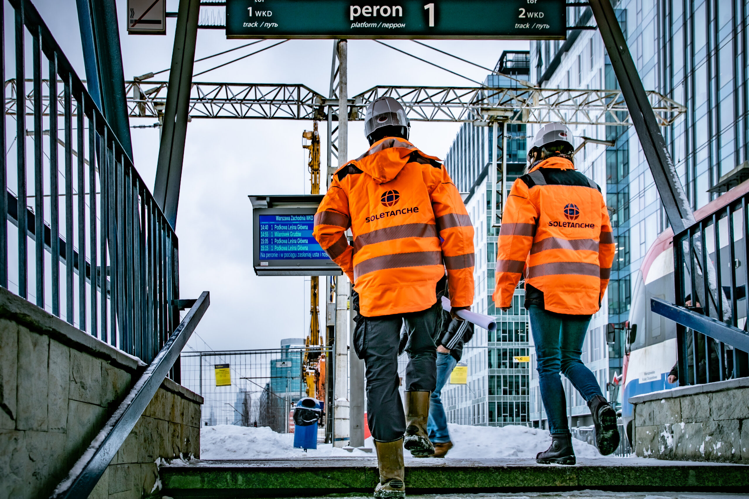 DWORZE~1 Obras en la estación ubicada al oeste de Varsovia
