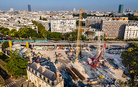 Hydrofraise à power pack électrique sur le chantier du bassin d'Austerlitz à Paris