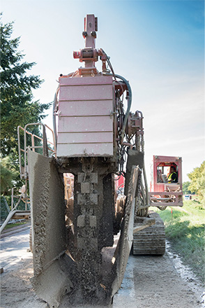 Chantier de Trenchmix sur les quais de la Loire en France