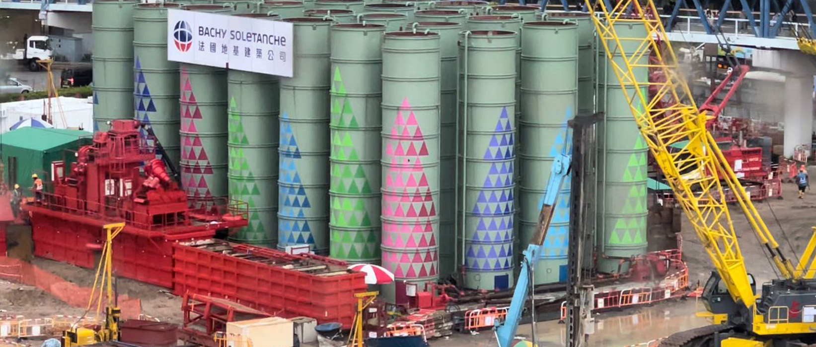 Emprise du chantier Central Harbour Front à Hong Kong, très limitée en raison de l'environnement ultra urbain