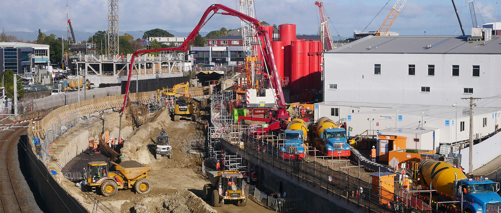 Coulage de la dalle du saut de mouton sur le chantier du CRL